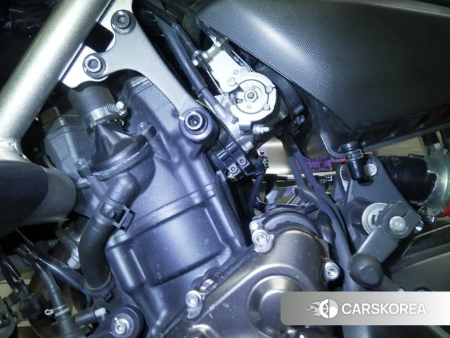 Engine photo
