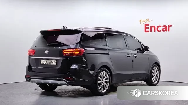 Kia The New Carnival id 3748233 из Кореи 12