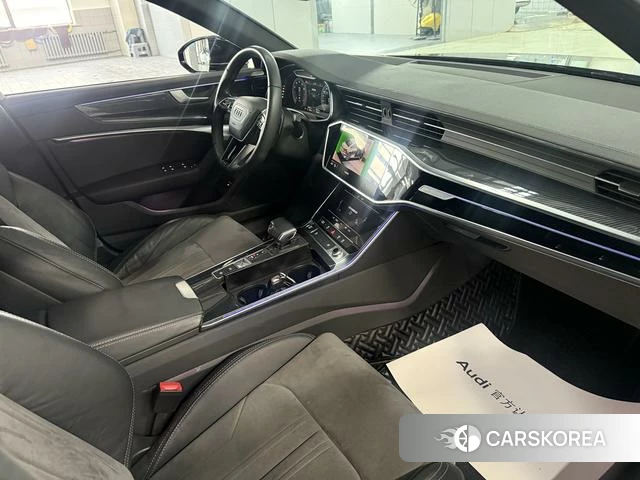 Audi A6L 2021 Черный из Китая, фото 2