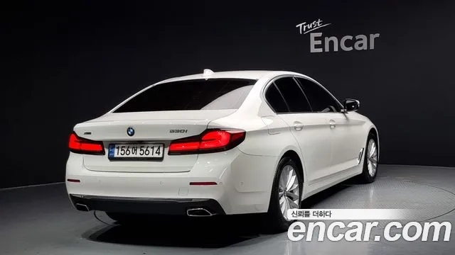 BMW 5 Series (G30) id 2858552 из Кореи 12