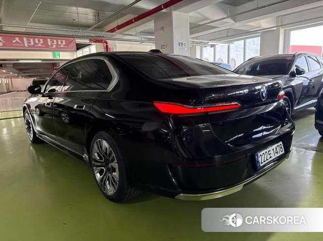 BMW 7 Series (G70) id 4178138 из Кореи 9