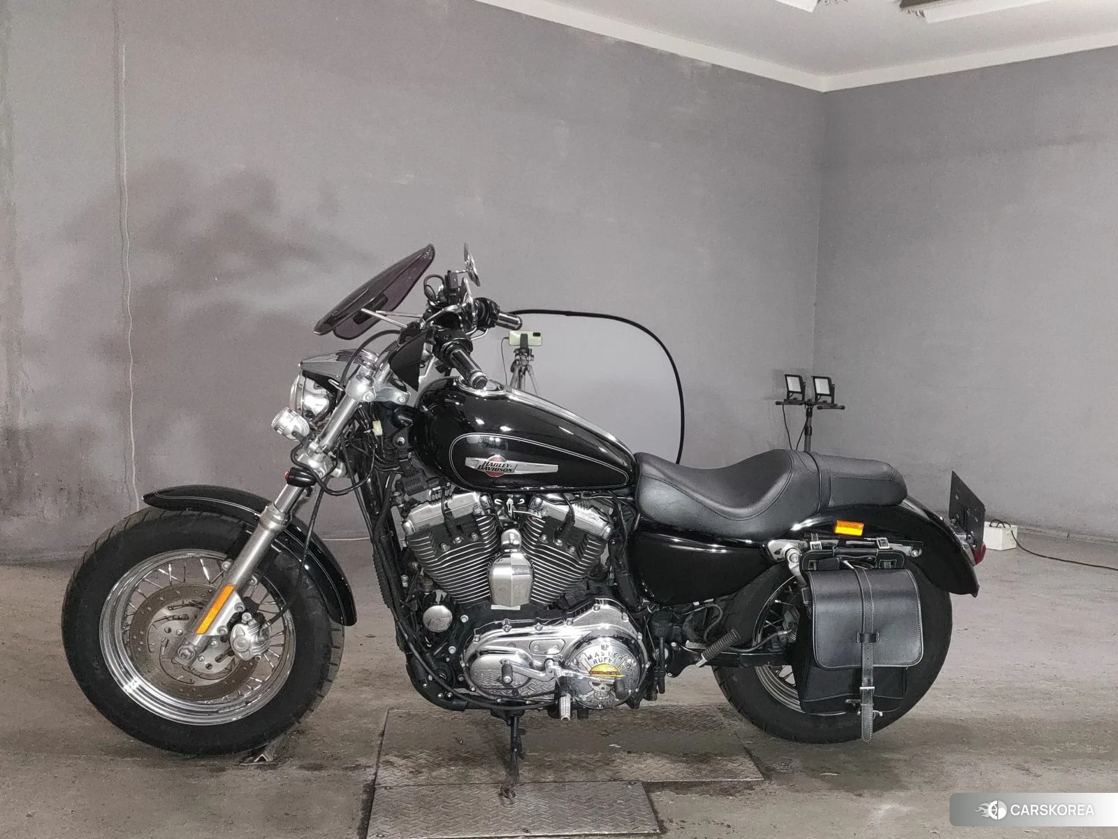 Harley-Davidson Sportster XL1200C 2011 из Японии