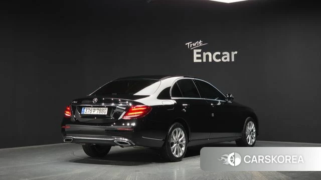 Mercedes-Benz E-Class W213 id 3916563 из Кореи 12