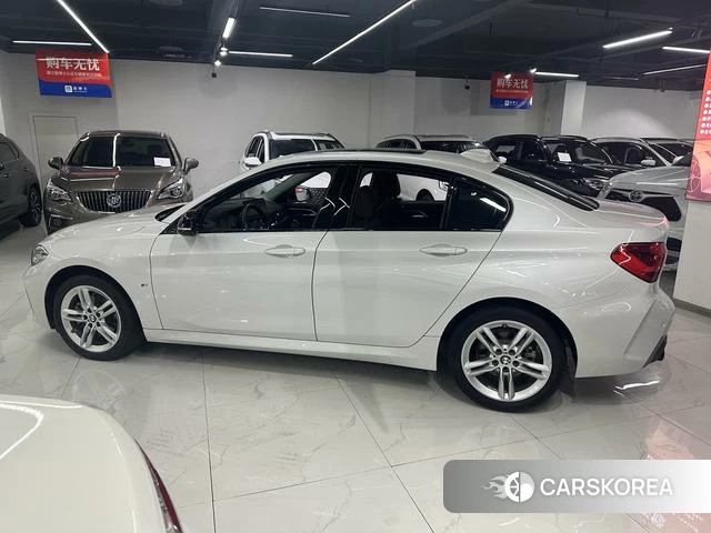BMW 1 series 2023 Белый из Китая, фото 4