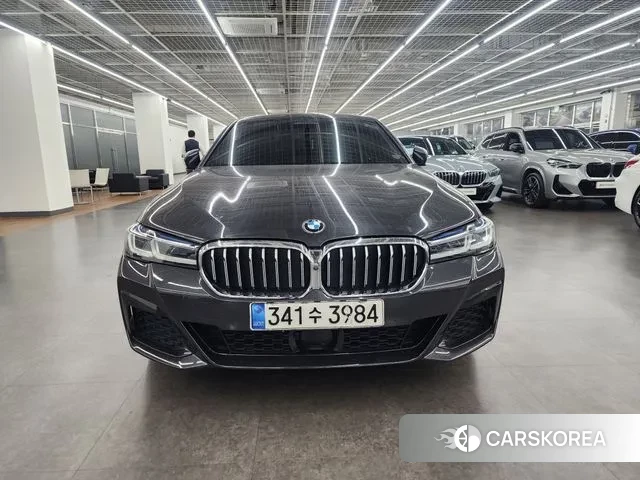 BMW 5 Series (G30) 2021 Серый из Кореи, фото 2