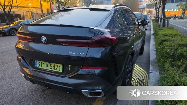 BMW X6 (G06) 2025 Черный из Кореи, фото 2