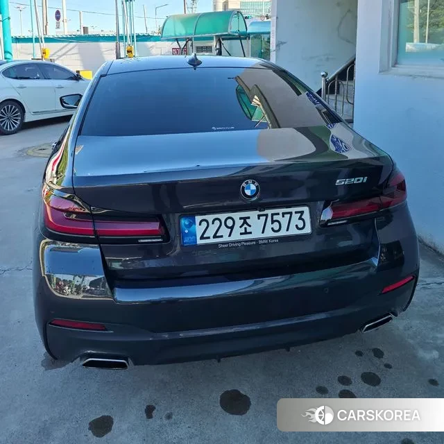 BMW 5 Series (G30) 2021 Серый из Кореи, фото 3