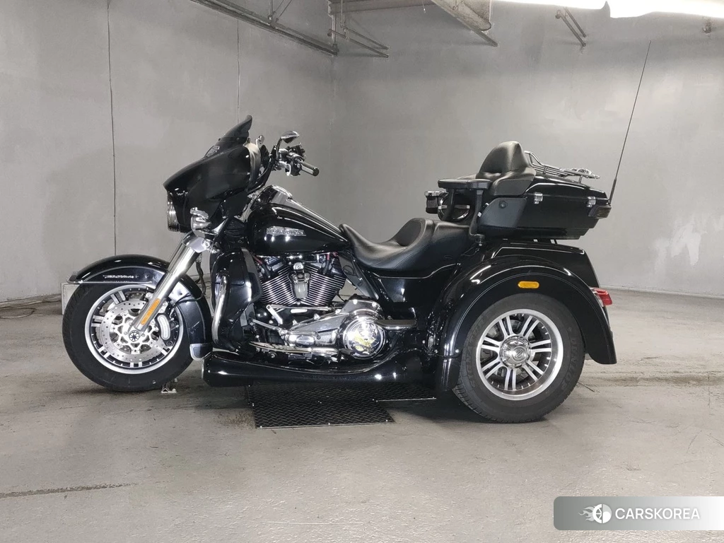 Проданный Harley-Davidson Electra Glide FLHTCUTG1750 2018 из Японии