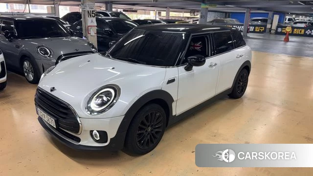 Mini Cooper Clubman 2023 Белый из Кореи, фото 2