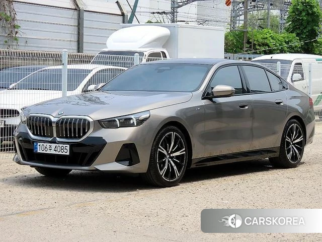 BMW 5 Series (G60) id 4590224 из Кореи 12