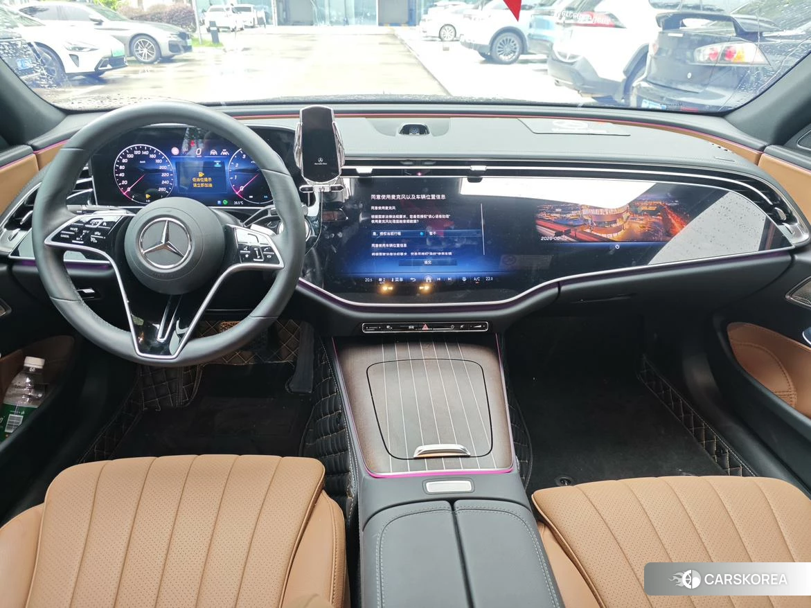 Mercedes-Benz E-class 2024 Черный из Китая, фото 2