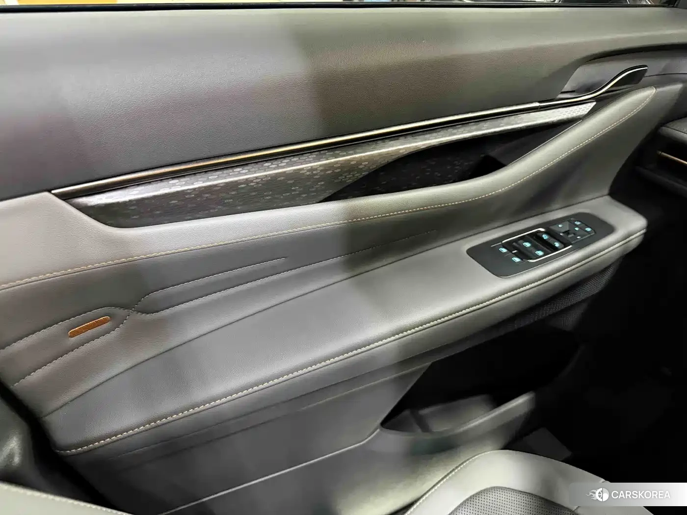 Ford Sharp World 2024 Черный из Китая, фото 5