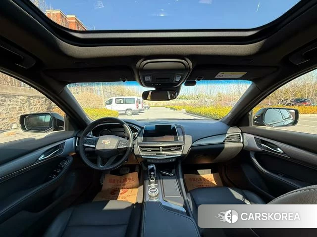 Cadillac CT5 2023 Черный из Китая, фото 2