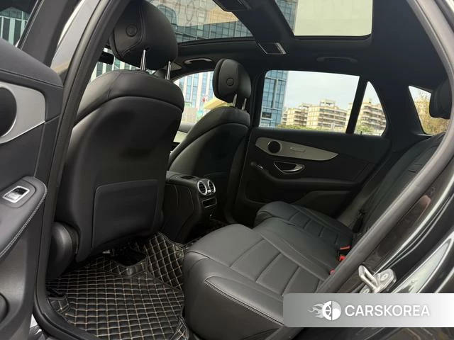 Mercedes-Benz GLC 2022 Темно-серый из Китая, фото 2