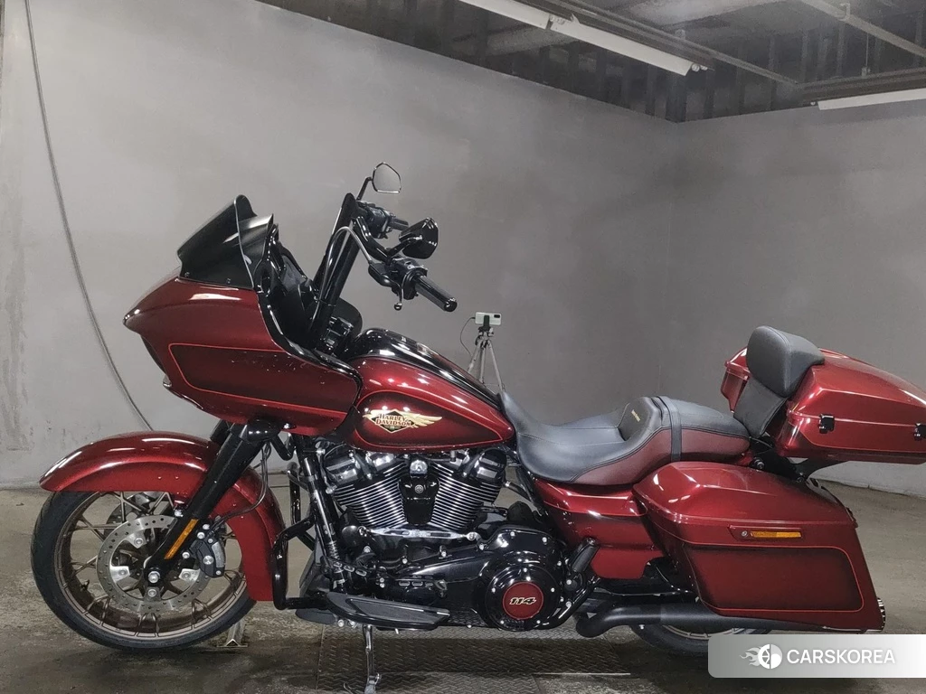Проданный Harley-Davidson Road Glide FLTRXS1870 2023 из Японии, фото 2