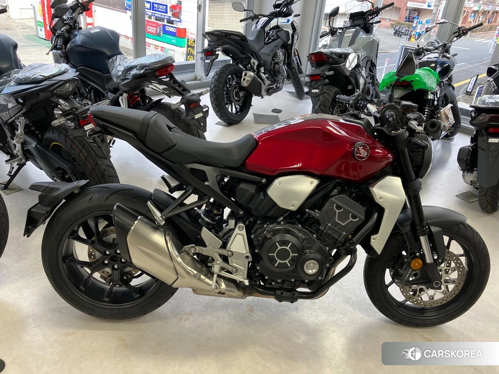 Проданный Honda CB1000R 2020 из Японии