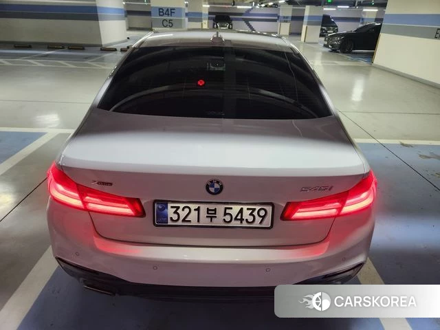 BMW 5 Series (G30) id 3796252 из Кореи 7