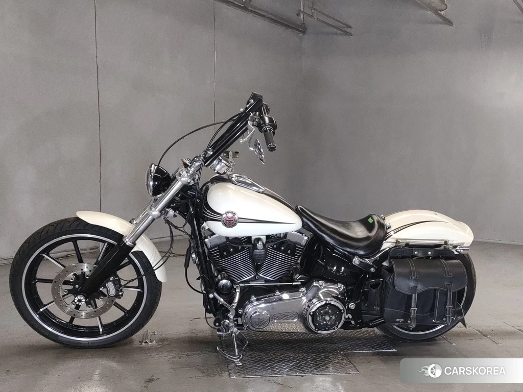 Проданный Harley-Davidson Softail Breakout FXSB 2014 из Японии, фото 2