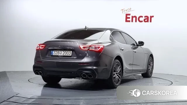 Maserati Ghibli id 3362179 из Кореи 12