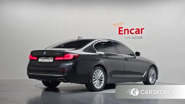 BMW 5 Series (G30) id 3646470 из Кореи 12