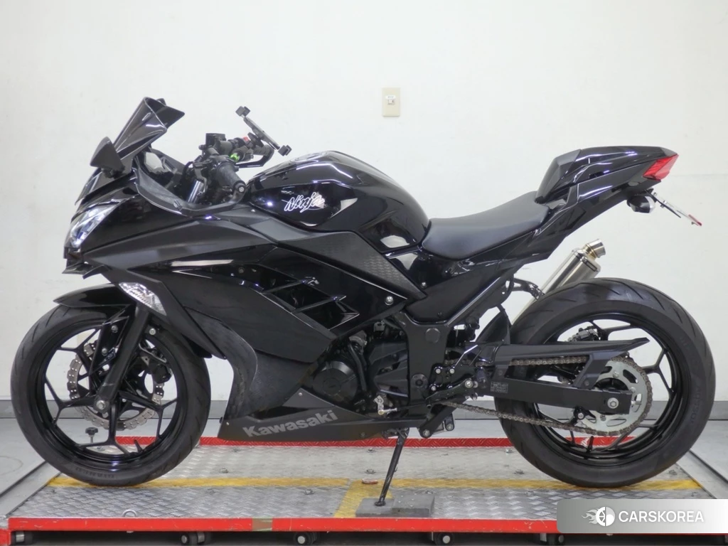 Проданный Kawasaki NINJA 250 2013 из Японии, фото 2