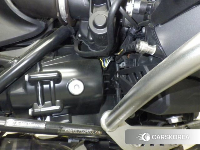 Engine photo