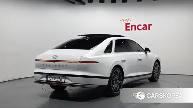 Hyundai Grandeur (GN7) id 3477373 из Кореи 12