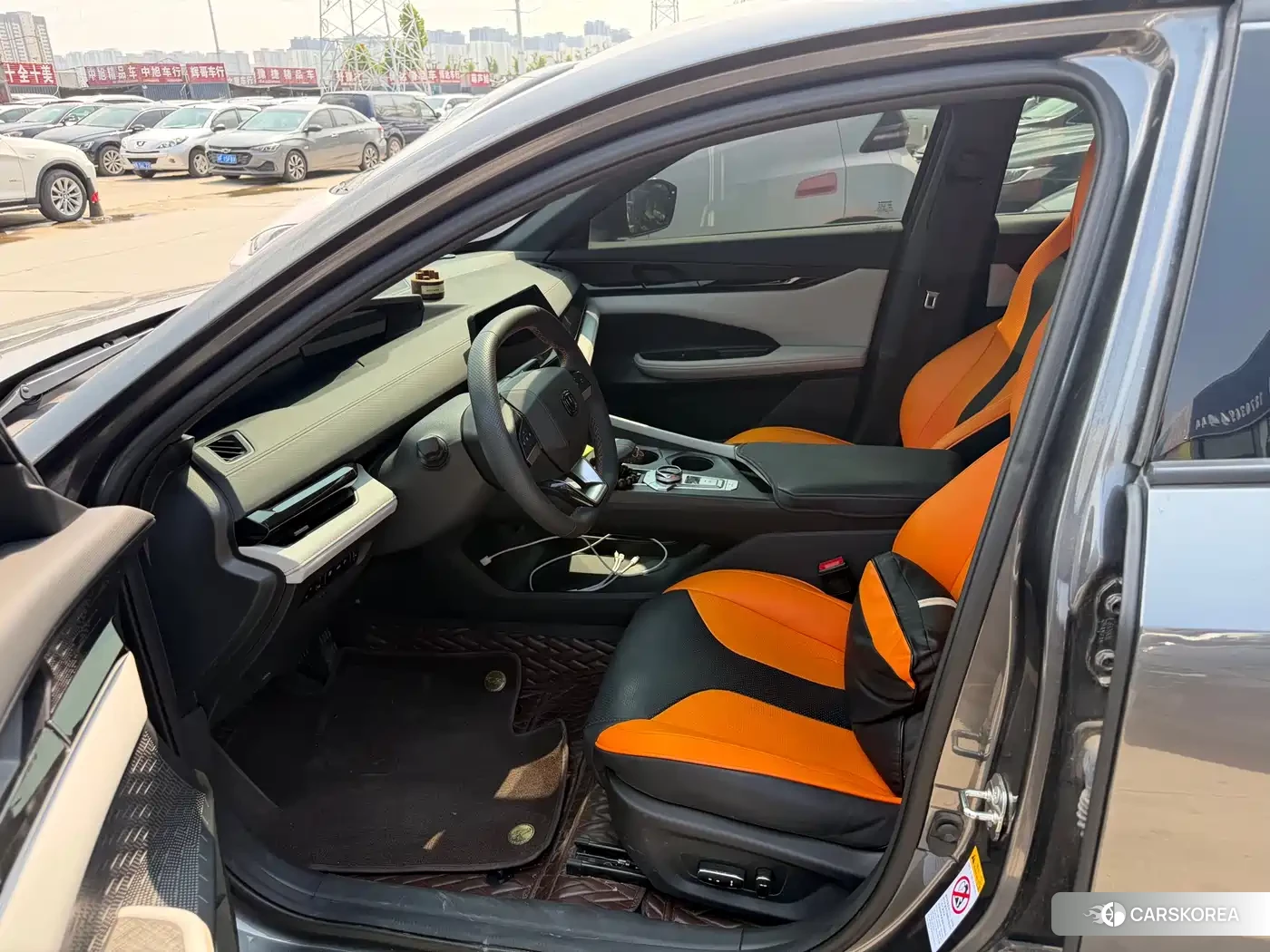 Chang'an Changan UNI-V Smart iDD 2024 Silver/gray из Китая, фото 2