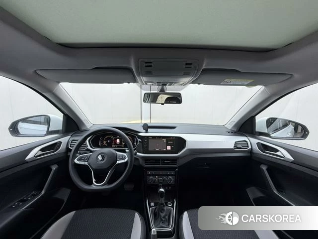 Volkswagen Exploring the shadow id 4353621 из Китая 12