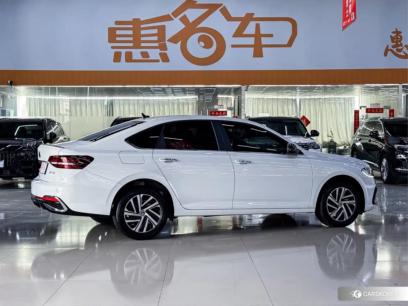 Volkswagen Lavida 2025 Белый из Китая, фото 2