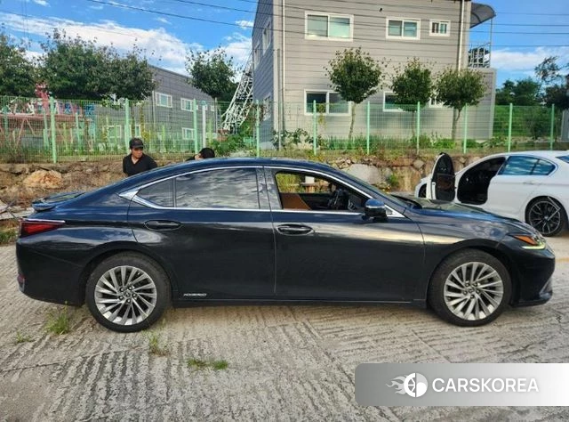 Lexus ES300h 7th generation 2021 Черный из Кореи, фото 6