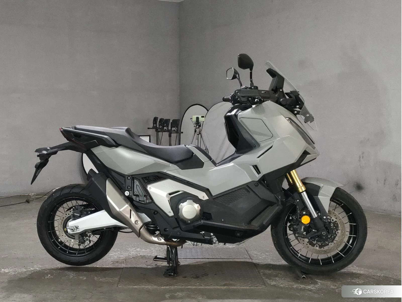 Проданный Honda X-ADV 750 id 4193803 из Японии, фото 3