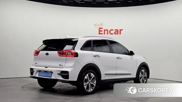 Kia Niro EV id 3747384 из Кореи 12