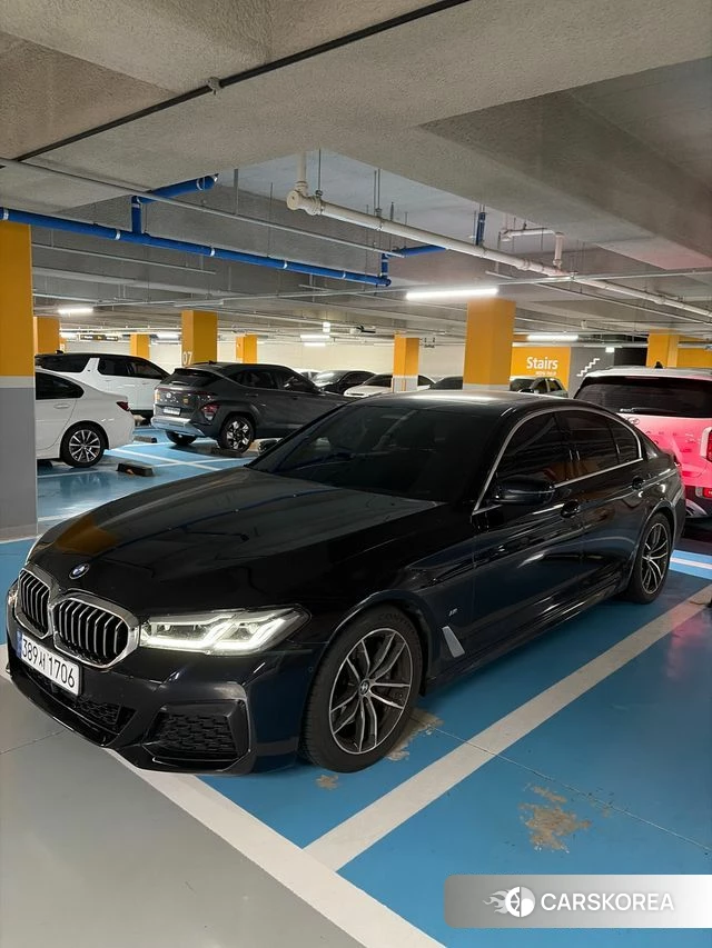 BMW 5 Series (G30) 2021 Черный из Кореи, фото 2