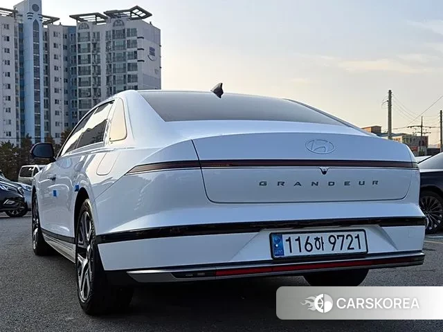 Hyundai Grandeur (GN7) id 3359770 из Кореи 12