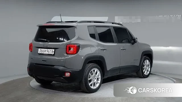 Jeep Renegade id 3705884 из Кореи 12