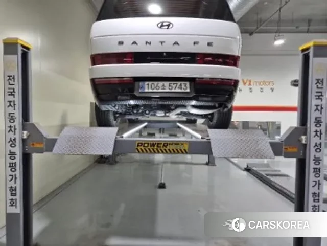 Hyundai Santa Fe (MX5) 2023 Белый из Кореи, фото 2