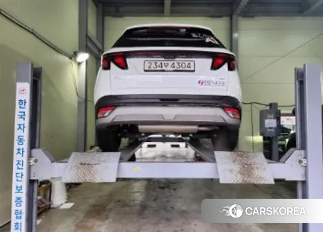 Hyundai The New Tucson (NX4) 2024 Белый из Кореи, фото 2