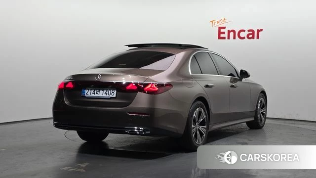 Mercedes-Benz E-Class W214 id 4248290 из Кореи 12
