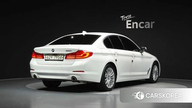 BMW 5 Series (G30) id 4245816 из Кореи 12