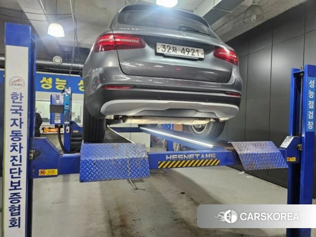 Mercedes-Benz GLC-Class X253 2018 Серый из Кореи, фото 2