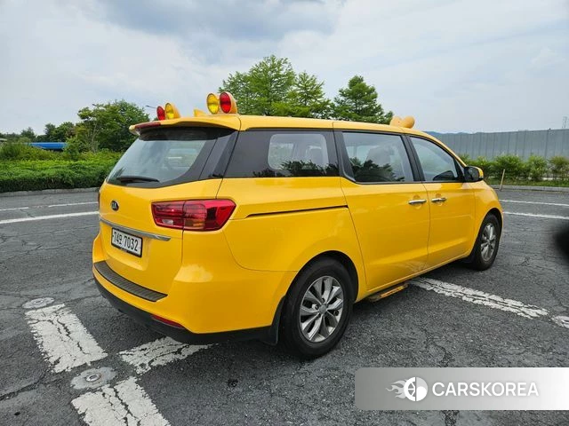 Kia The New Carnival id 4483344 из Кореи 9