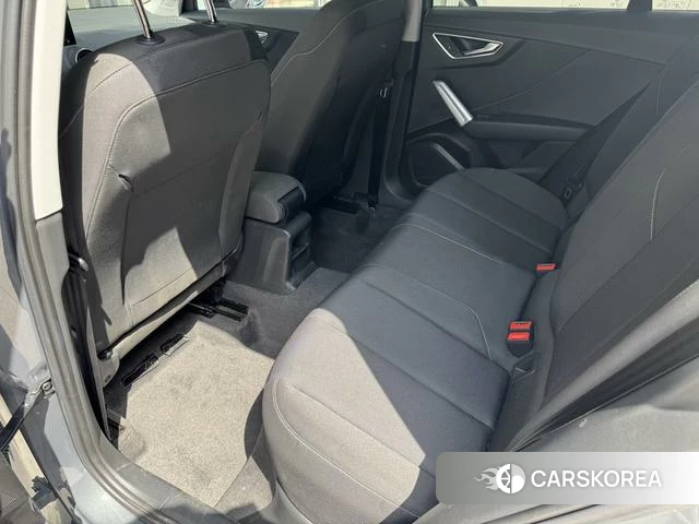 Audi Q2L id 4234848 из Китая 12