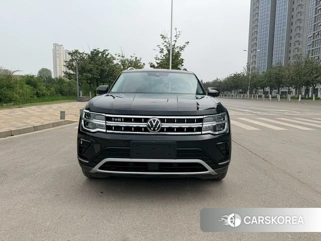 Volkswagen Tourang 2026 Черный из Китая, фото 2