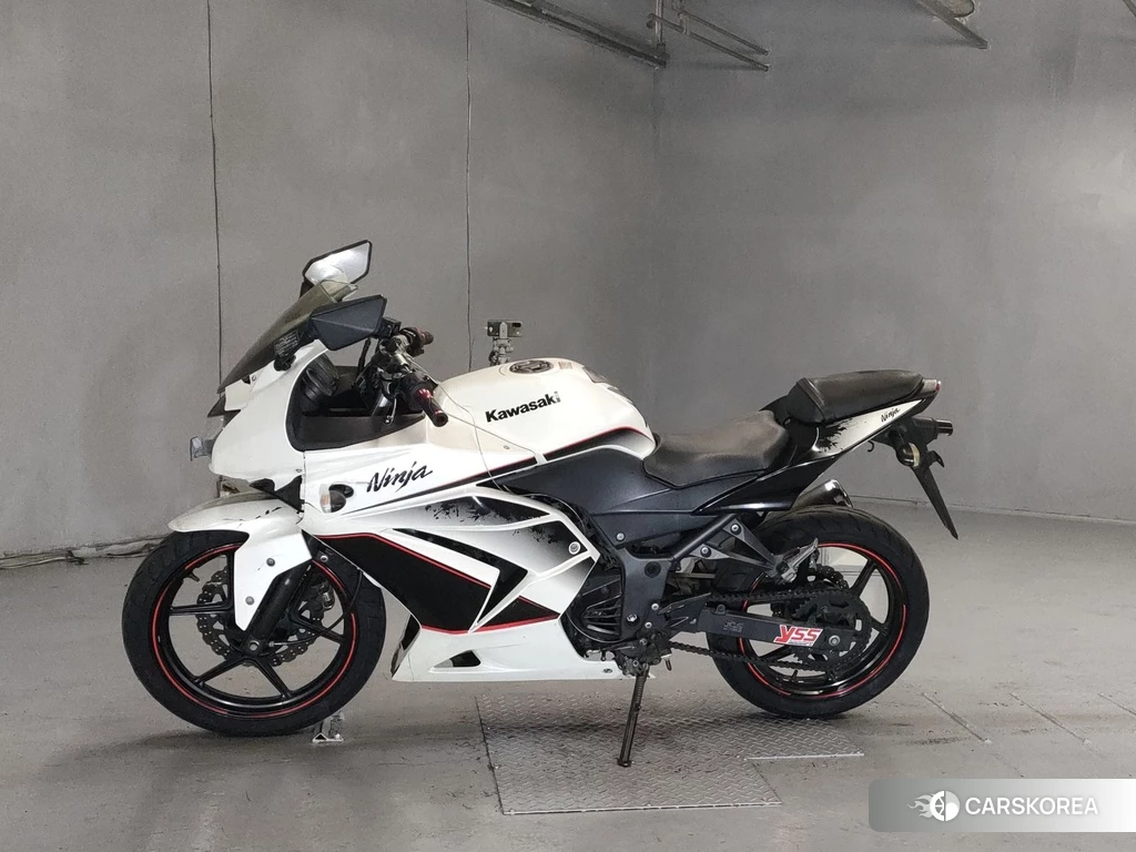 Проданный Kawasaki NINJA 250R id 4169890 из Японии, фото 2