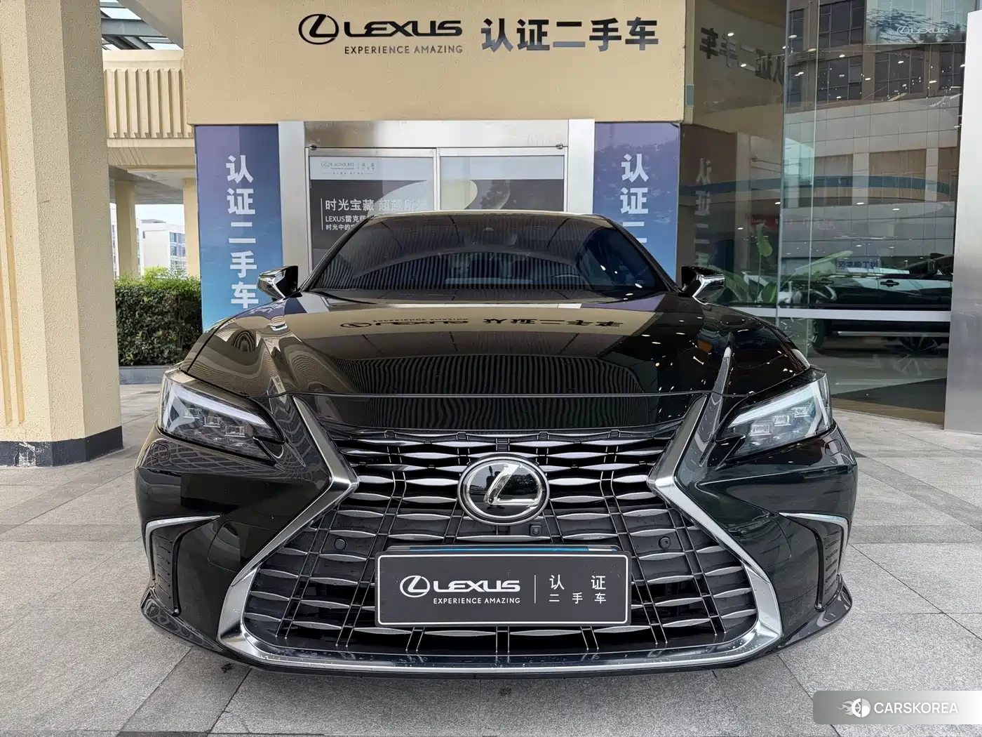 Lexus ES 2025 Черный из Китая, фото 2