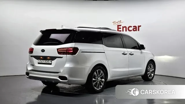 Kia The New Carnival id 3499810 из Кореи 12