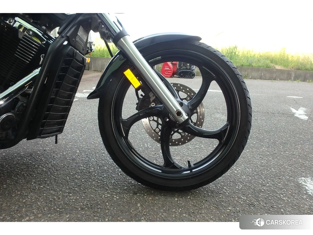 Проданный Yamaha XVS 1300 CA STRYKER id 4062186 из Японии