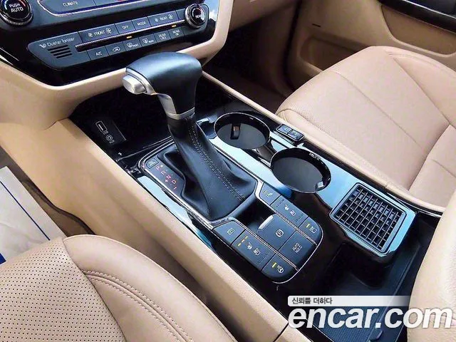 Kia The New Carnival id 2685807 из Кореи 12