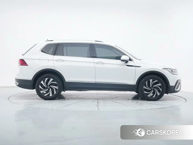 Volkswagen Tiguan L id 4392040 из Китая 12